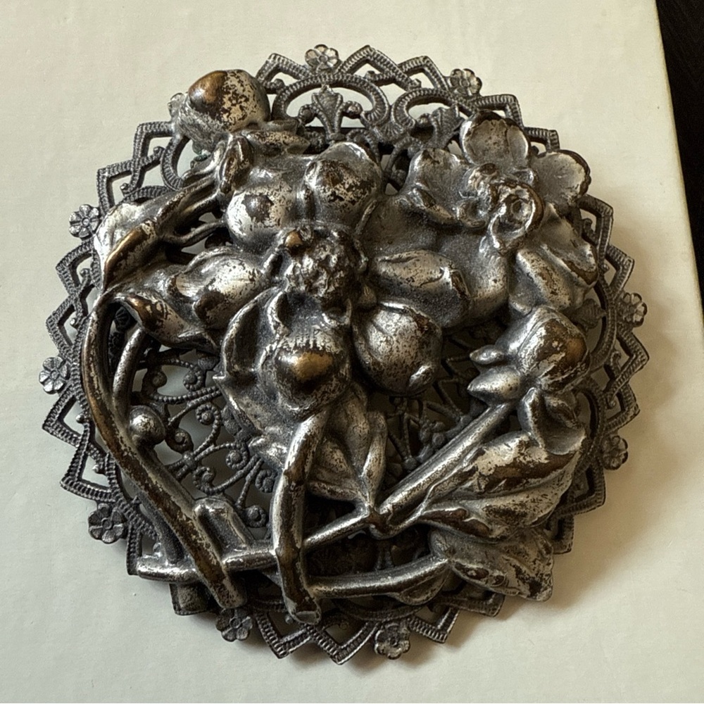 Antique Art Nouveau Floral Flower Silver Tone Repousse Fur Dress Clip